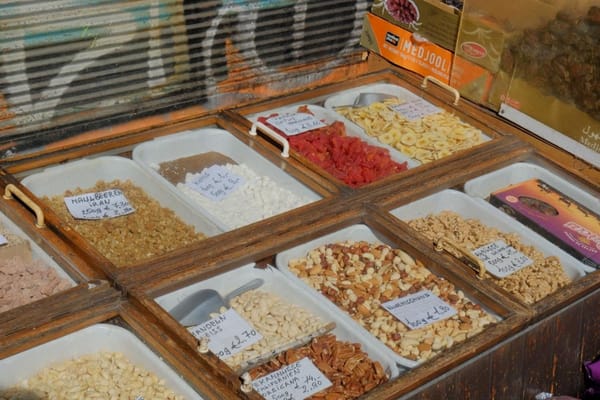Comprehensive Guide to Shopping Tourism for Unforgettable Travel Experiences